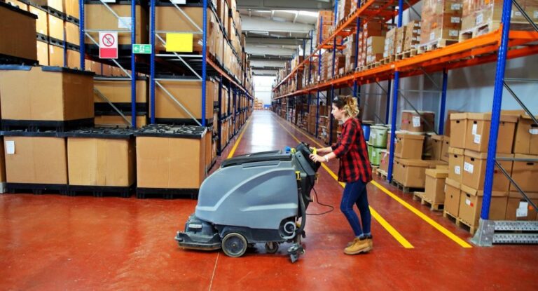 Read more about the article What Is an Industrial Cleaning Company? Services and Benefits Explained