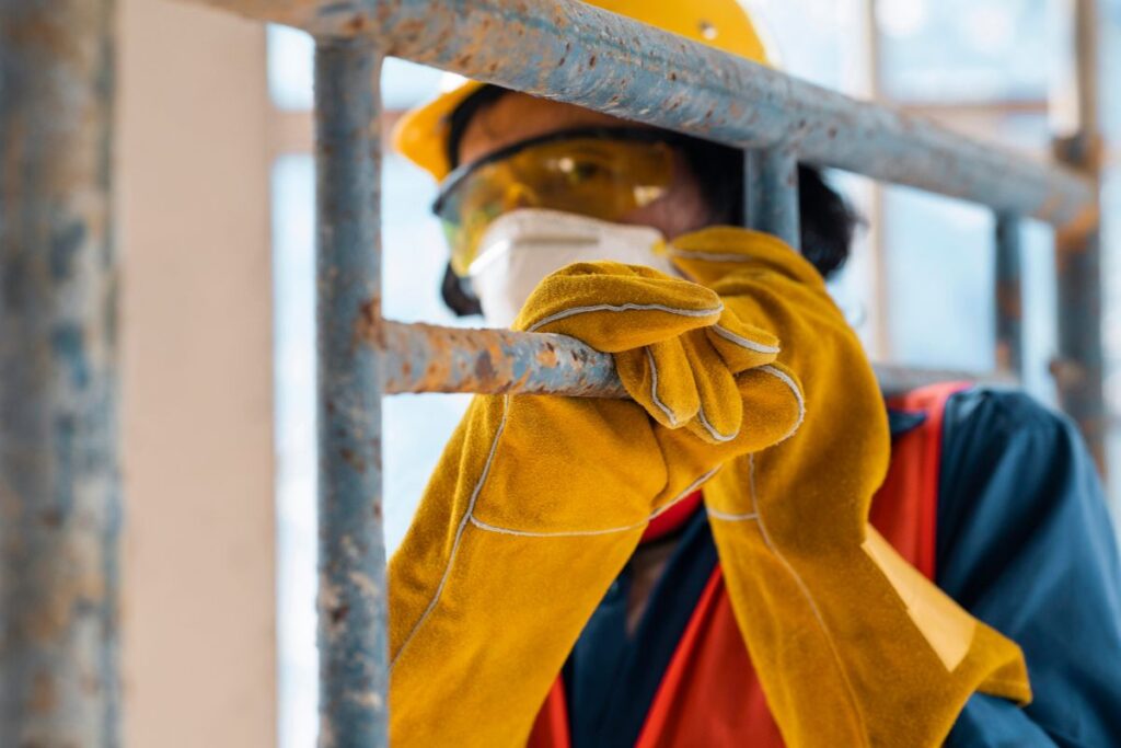 Top Safety Practices in Industrial Cleaning for Mississippi Worksites